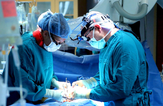Відділення невідкладної медичної допомоги відкриються в двох лікарнях Львова