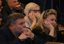 Сланець і сльози Львівської облради. Депутати все ж дозволили «Шеврону» видобувати сланцевий газ