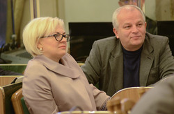 Свіжа львівська політична страва: опозиційні депутати під Салом