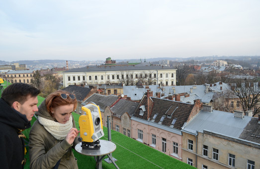 На даху Інституту геодезії Львівської політехніки відкрили лабораторію