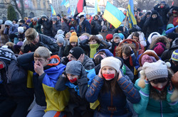 У Львові тисячі студентів влаштували флешмоб проти репресій (ФОТО)