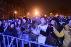В ніч на Андрія на львівському Євромайдані влаштували політичні вечорниці (ФОТО, ВІДЕО)