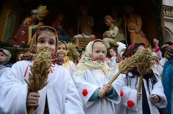 У Львові встановили Різдвяний Дідух  (ФОТОРЕПОРТАЖ)