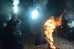 На Львівському Євромайдані розстріляли і спалили опудало лідера Компартії  (ФОТО, ВІДЕО)