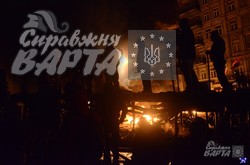 Вночі хитке перемир'я на Грушевського порушилося (ФОТО, ВІДЕО)