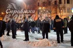 25 січня, диво в Харкові: "ультрас" захищають Майдан, міліція хапає "тітушок"