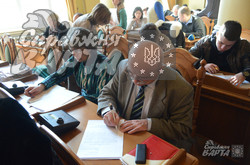 Львів’яни підписали заяви про взяття на поруки арештованих євромайданівців (ФОТО)