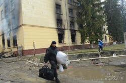 У Львові спалили частину внутрішніх військ (ФОТО)
