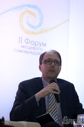 Керівник відділу міжнародного розвитку Посольства Канади в Україні Стівен Поттер