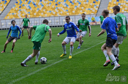 Матч єдності між фанатами «Динамо» і «Карпат» завершився внічию 8:8 (ФОТО)