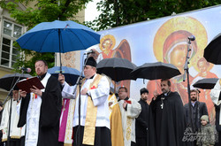У Львові відбувся міжконфесійний молебень за єдність України (ФОТО)