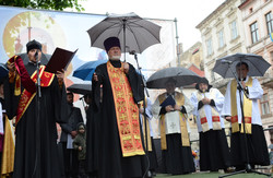 У Львові відбувся міжконфесійний молебень за єдність України (ФОТО)