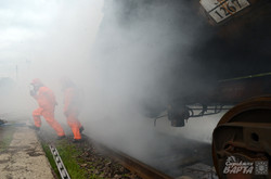 Надзвичайники провели навчання з гасіння пожежі на станції Львів (ФОТО)