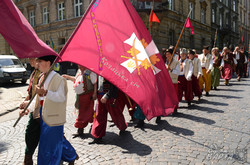 У Львові пройшов парад присвячений 100-річчю «Великого Здвигу» (ФОТО)