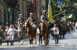 У Львові пройшов парад присвячений 100-річчю «Великого Здвигу» (ФОТО)