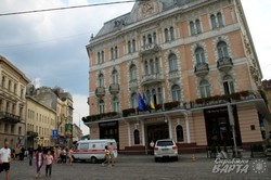 26 липня "замінували" одразу десяток будівель у Львові (ФОТО)