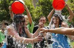 Сьогодні у Львові відбудеться масовий Ice Bucket Challenge