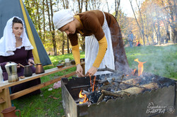 На благодійному середньовічному ярмарку у Львові збирали кошти для АТО (ФОТО)
