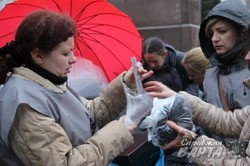 Волонтери просять львів`ян приносити теплі речі для солдатів (ФОТО)