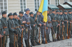 У Львові відтворили бої українcько-польської війни 1918-го (ФОТО)