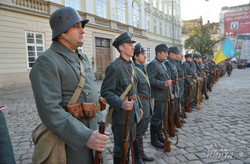 У Львові відтворили бої українcько-польської війни 1918-го (ФОТО)