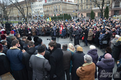 На Львівському Євромайдані відзначили річницю Революції Гідності (ФОТО)