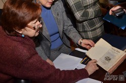 Рідкісна книга XVIII ст поповнила колекцію бібліотеки у Львові (ФОТО)