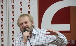 Знаменитий Тарас Прохасько презентував у Львові свою нову книгу (ФОТО)