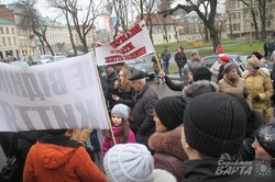 У Львові під облрадою страйкують хворі, що потребують гемодіалізу (ФОТО)