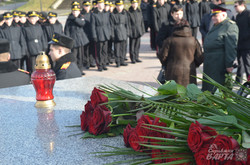 У Львові поклали квіти до могили учасника бою під Крутами Ігоря Лоського (ФОТО)