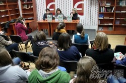 У Львові автори представили першу дитячу книжку про війну (ФОТО)