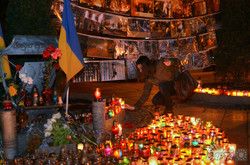 У Львові вшанували Героїв Небесної Cотні акцією «Свіча пам’яті» (ФОТО)