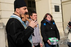 У Львові відбувся патріотичний забіг на честь Дня пам`яті Героїв України (ФОТО)
