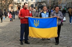 У Львові відбувся патріотичний забіг на честь Дня пам`яті Героїв України (ФОТО)
