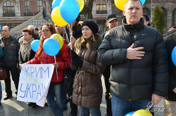 Кримчани-переселенці провели у Львові акцію «Крим – це Україна» (ФОТО)