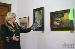 У Львові відкрилась виставка Марти Токар «Свята земля» (ФОТО)