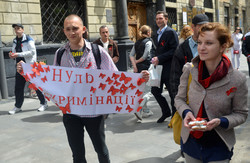 У Львові відбулась акція пам’яті померлих від СНІДу (ФОТО)