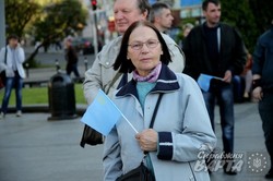 У Львові пройшов траурний мітинг до 71-ої річниці депортації кримських татар (ФОТО)