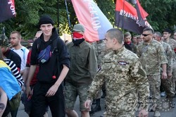 У Львові Правий Сектор пройшов запальним маршем (ФОТО)