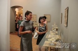 У Львові розпочалась виставка авторських прикрас Олени Хомякової (ФОТО)