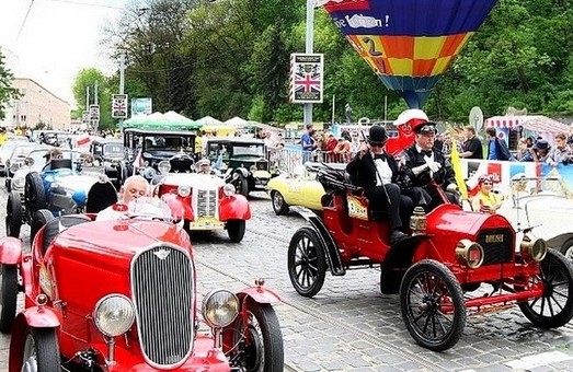 На фестиваль «Leopolis Grand Prix» до Львова з’їдуться ретро-авто з усієї Європи