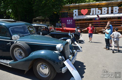 У Львові стартував фестиваль ретро-автомобілів «Leopolis Grand Prix 2015» (ФОТО)