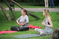 У Львові масштабно відзначили Всесвітній день йоги (ФОТО)