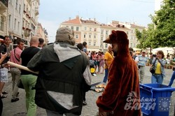 У Львові Alfa Jazz Fest пікетували театром "російського" абсурду (ФОТО)