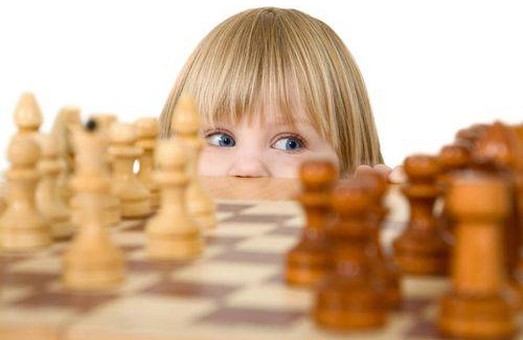 У всіх львівських школах запрацюють гуртки з шахів