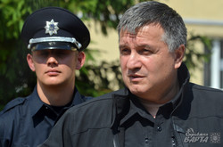 Аваков побував на базі підготовки майбутніх львівських поліцейських (ФОТО)