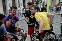 У Львові фінішував благодійний велопробіг за участі незрячих (ФОТО)