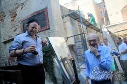 Проект "Простір Синагог" розпочався з консервації руїн синагоги "Золота Роза" (ФОТО)