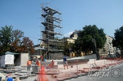 Пам`ятник Шевченку у Львові змінився до невпізнаваності (ФОТО)