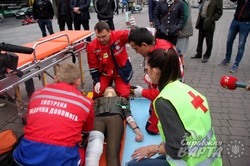 У Львові медики розповіли та показали як рятувати життя постраждалим (ФОТО)